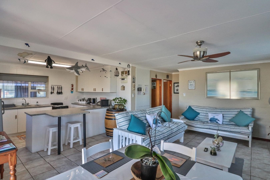 4 Bedroom Property for Sale in De Kelders Western Cape